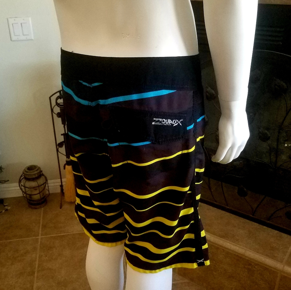 Billabong Platinum Quad Stretch Board Shorts - Picture 5 of 13